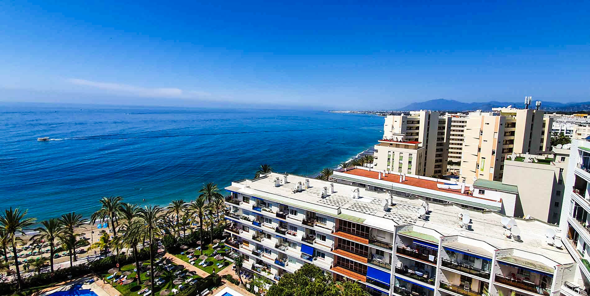 Lovely 2 Bedroom Apartment For Holiday Rental in Marbella. Skol 706.